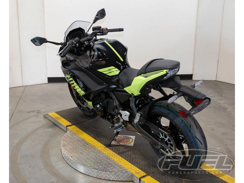 2026 Kawasaki Ninja® 650 Abs alt