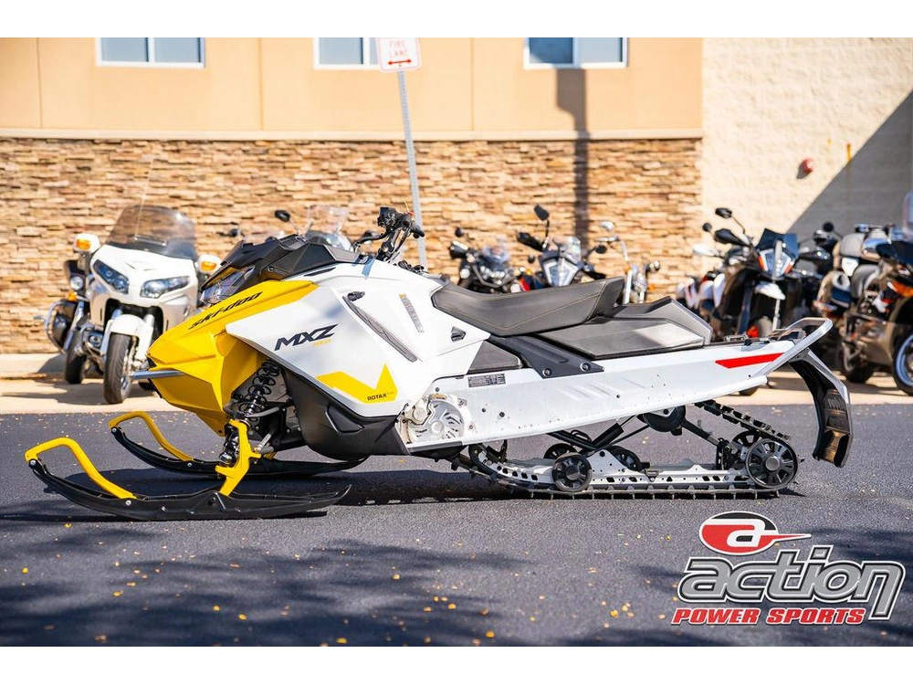 2025 Ski-doo Mxz® Neo® 600 Efi - 40 120 Cobra 1.0 alt