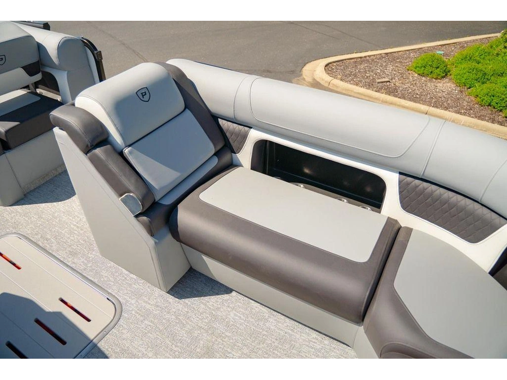 2026 Premier 230 Solaris Rs - Cl alt