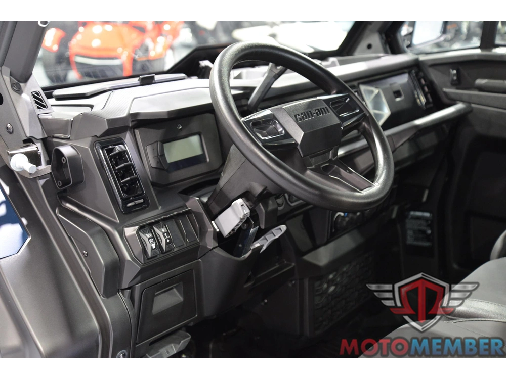 2026 Can-am Defender Max Xt Cab Hd11 alt