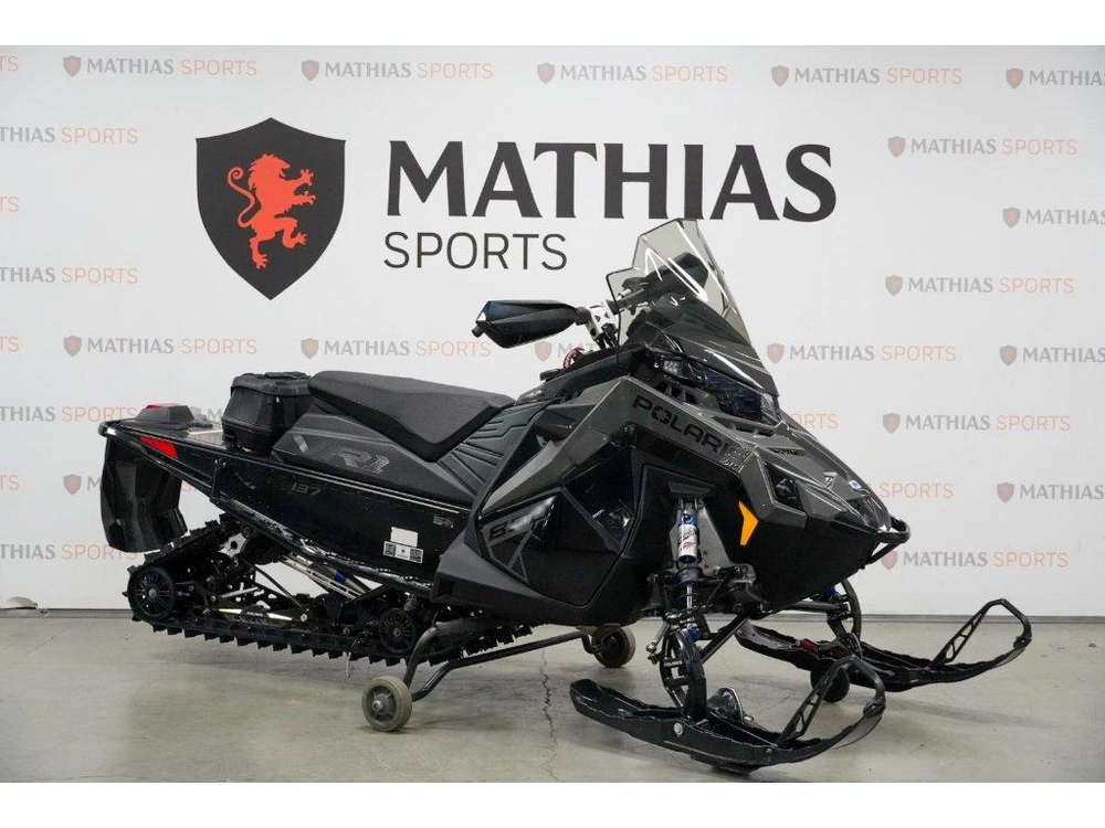 Polaris 850 Indy Vr1 137 2024 alt