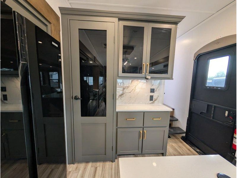 Keystone Rv Montana 290rl 2027 alt