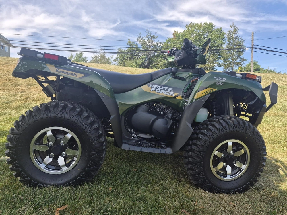 2026 Kawasaki Brute Force 750 Eps Se alt