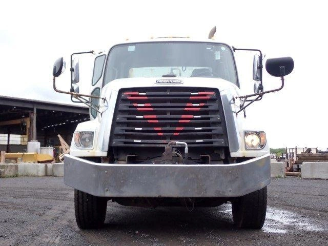 Freightliner 108sd 2018