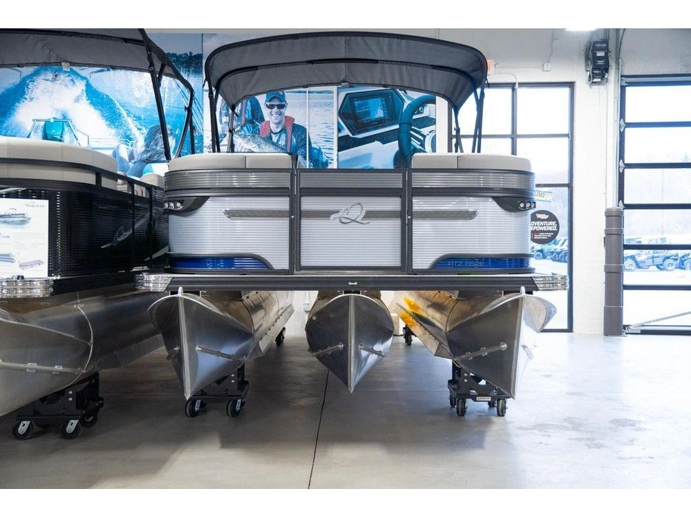 2023 Qwest Pontoons 8522 M-class Rls Rtz alt