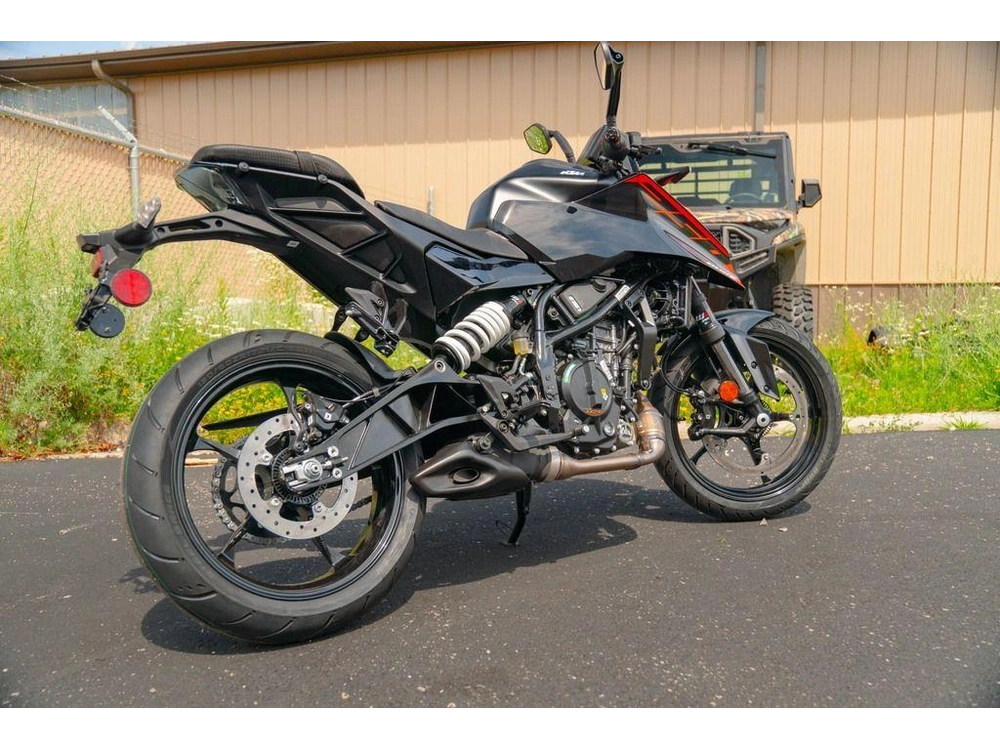 2026 Ktm 250 Duke alt