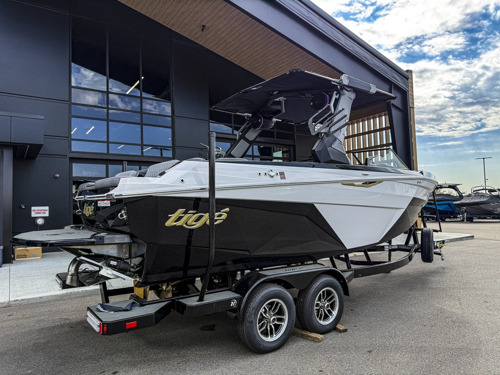 2027 Tige Boats Z1 alt