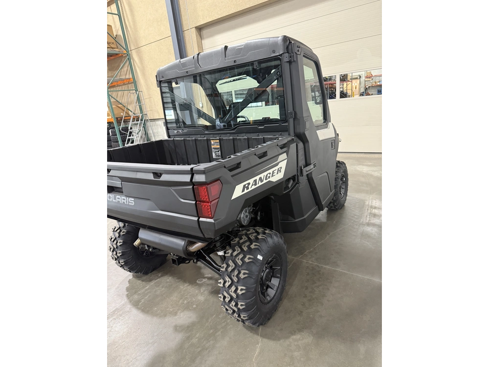 2026 Polaris Ranger 1000 Cab alt