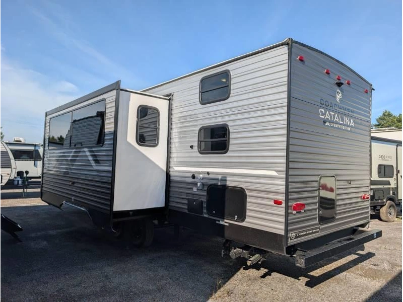 Coachmen Catalina 273dbhck 2027 alt