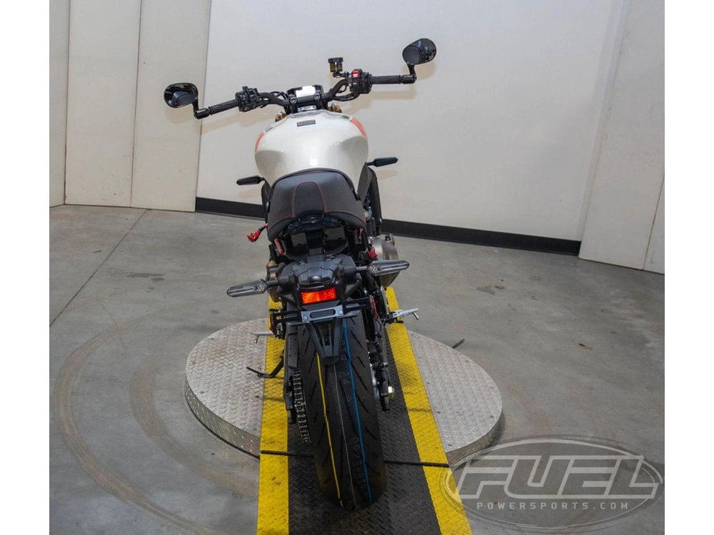 2026 Yamaha Xsr900 alt