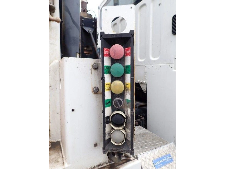 Freightliner 108sd 2019