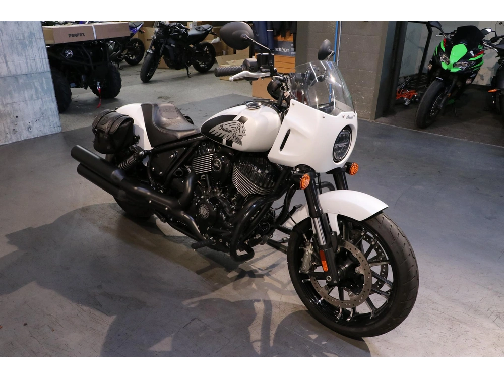 2024 Indian Motorcycle Sport Chief alt