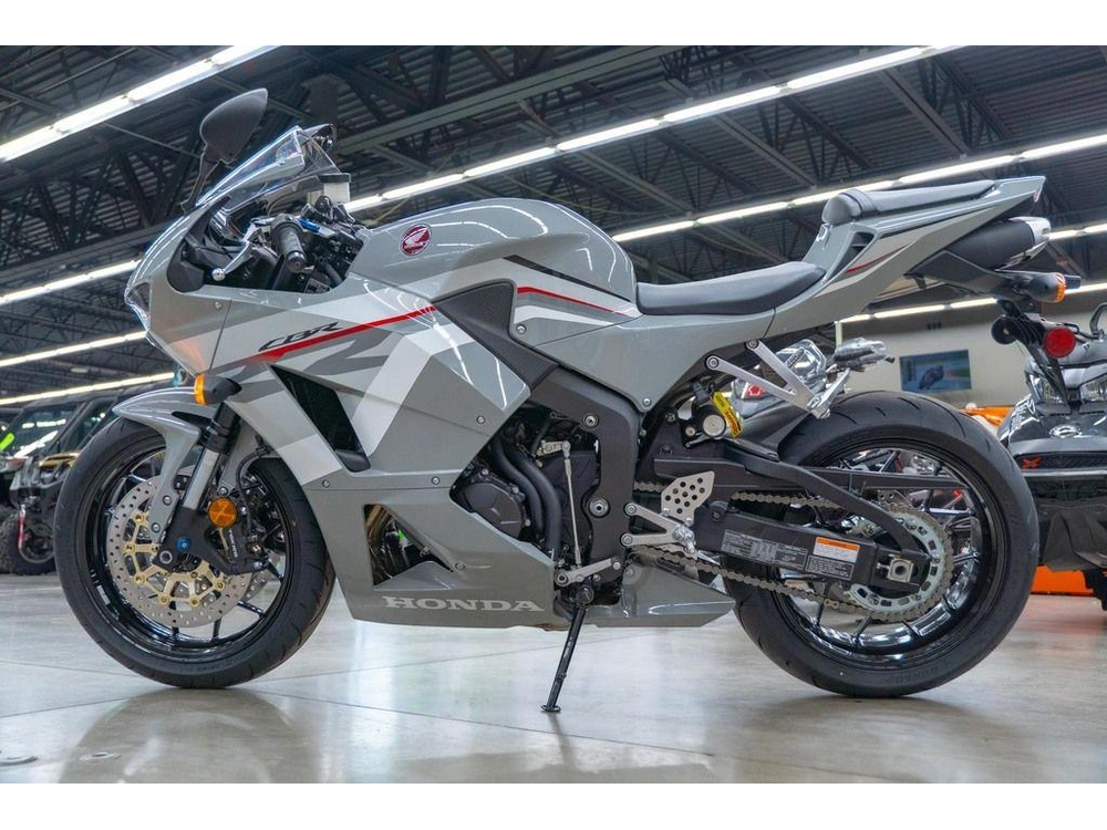 2026 Honda Cbr600rr alt