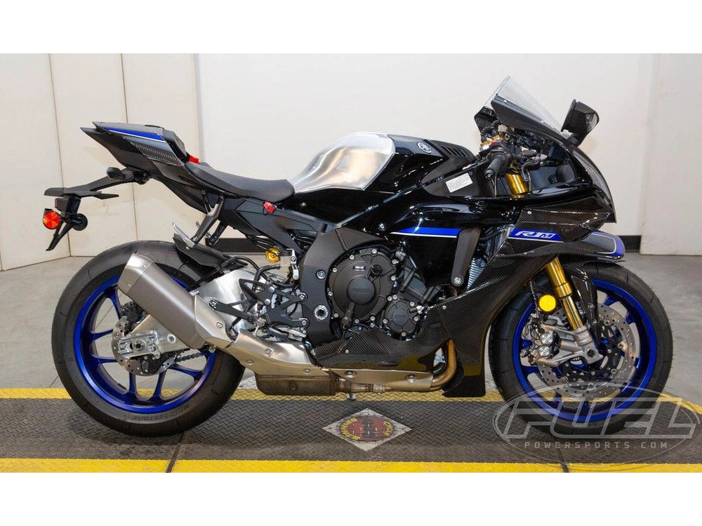 2026 Yamaha Yzf-r1m alt
