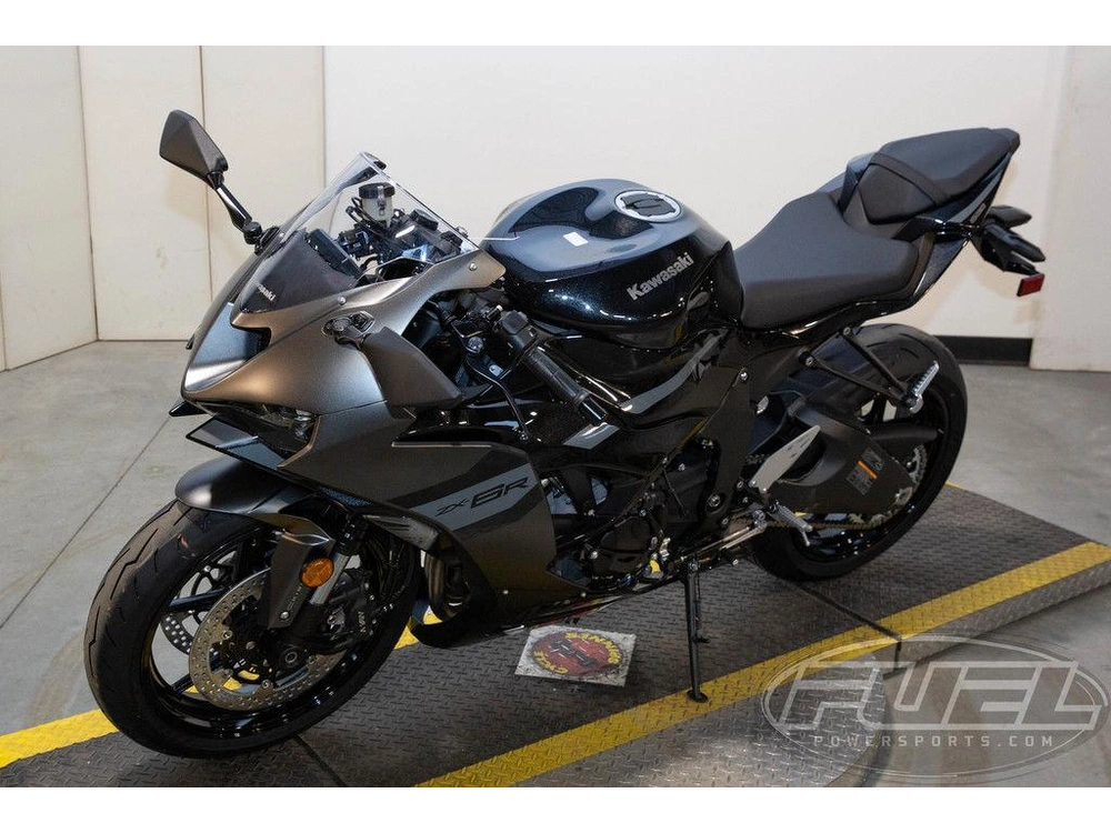2026 Kawasaki Ninja® Zx™-6r alt