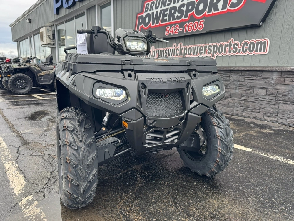 Polaris Sportsman 850 Touring Black Onyx 2026 alt