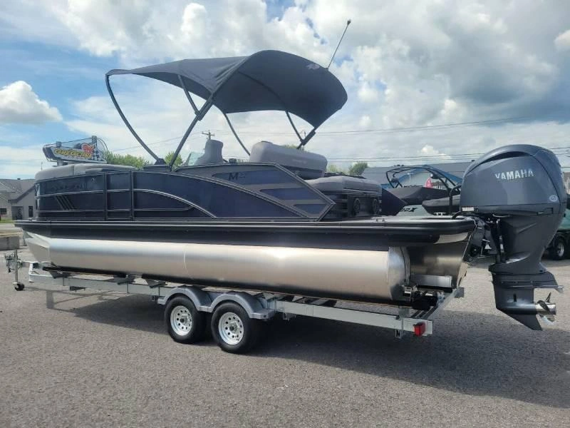 Bennington Marine M22 Swingback Luxe 3t / F200 2025 alt