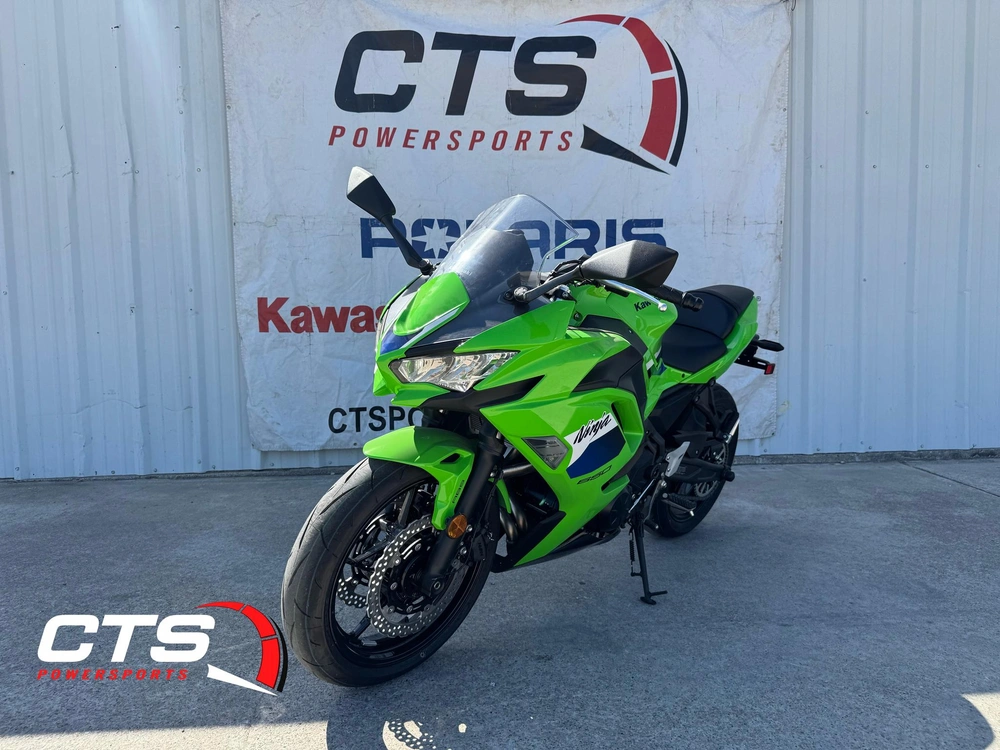 2026 Kawasaki Ninja® 650 Abs alt