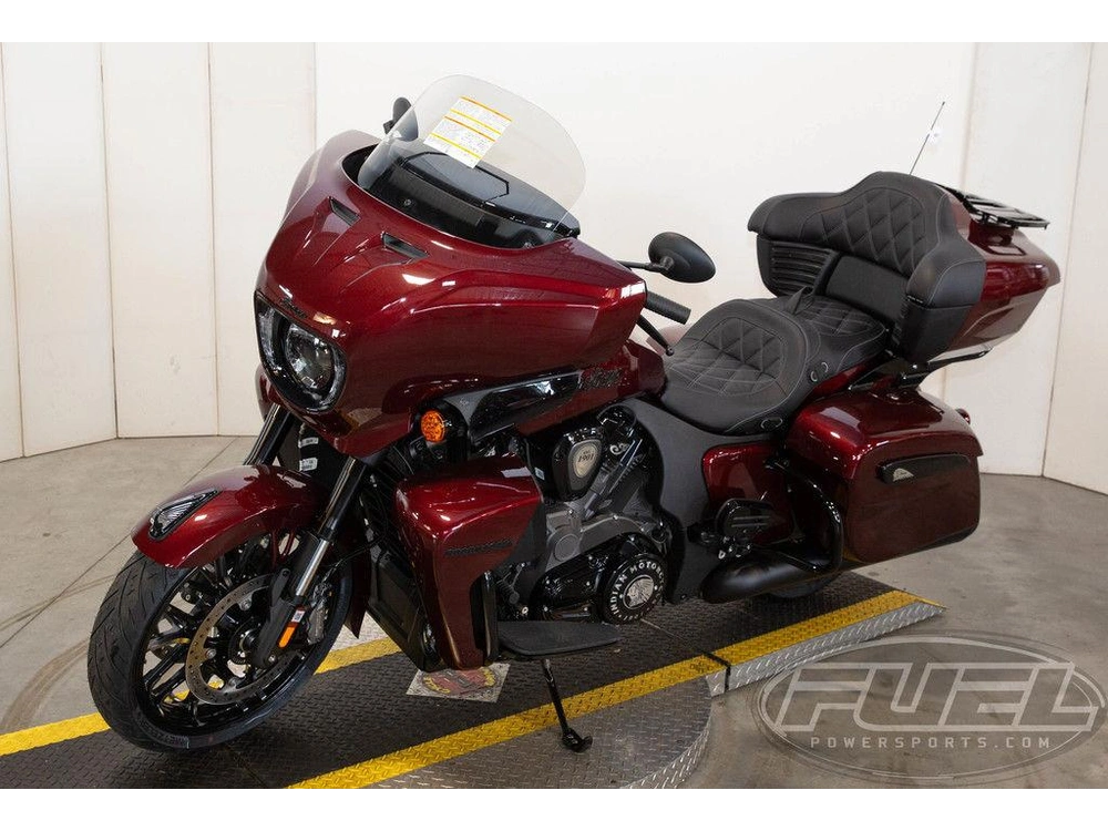 2026 Indian Motorcycle Roadmaster® Powerplus Dark Horse® 112 Maroon Metallic alt
