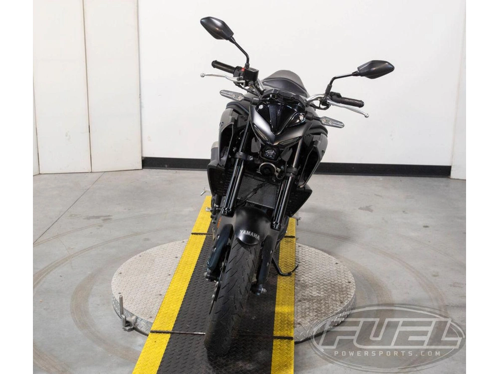2024 Yamaha Mt-03 alt