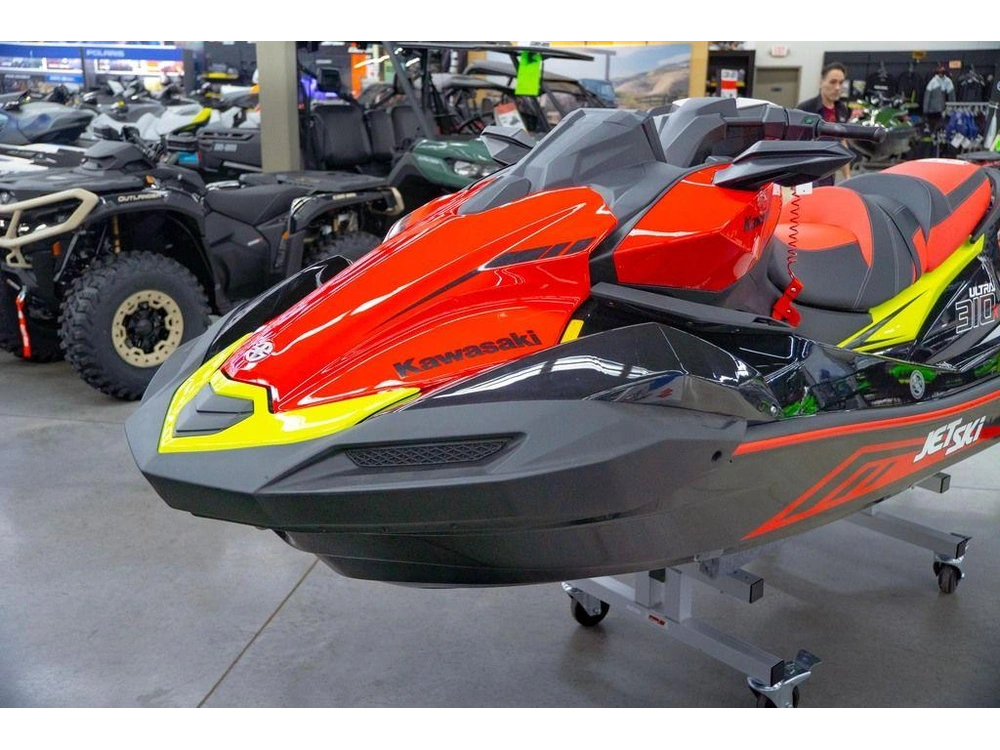 2025 Kawasaki Ultra® 310x alt