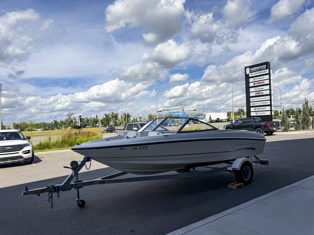 2004 Bayliner 175 alt