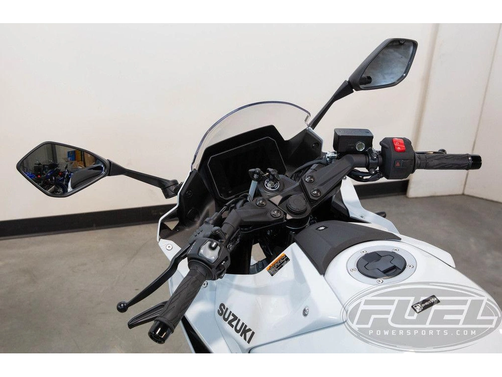 2026 Suzuki Gsx-8r alt