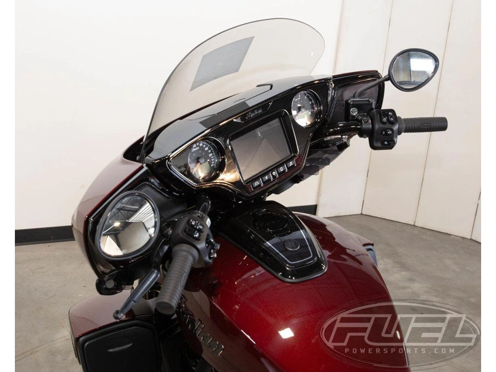 2026 Indian Motorcycle Roadmaster® Powerplus Dark Horse® 112 Maroon Metallic alt