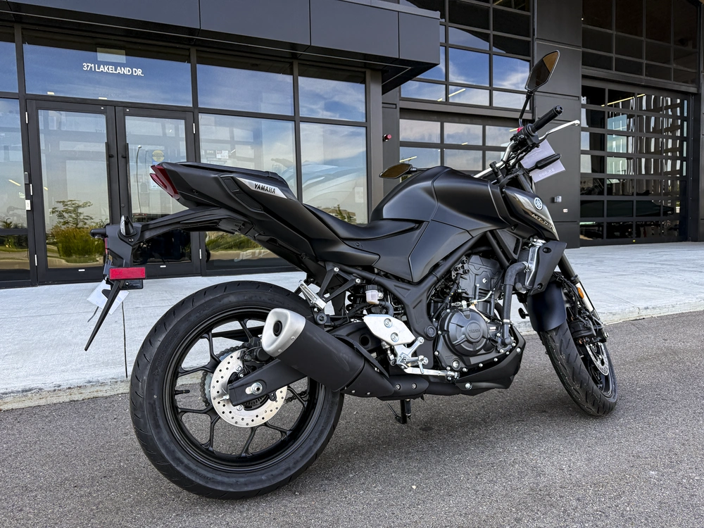 2025 Yamaha Mt-03 alt