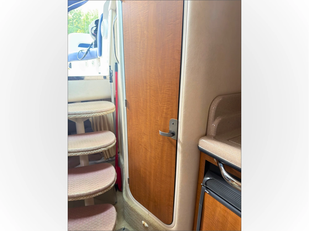 2006 Sea Ray 320 Sundancer