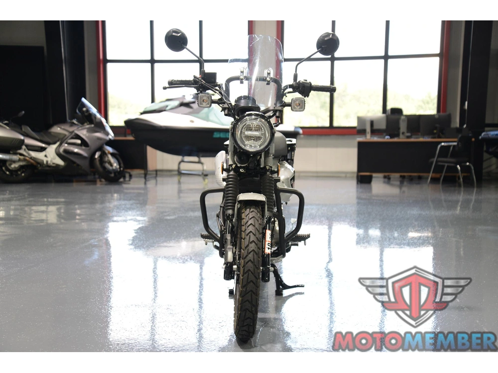 2025 Honda Trail 125 alt