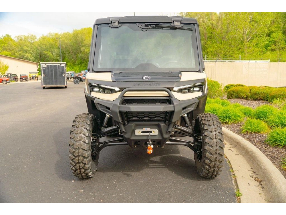 2026 Can-am Defender Limited Hd11 Desert Tan & Carbon Black alt