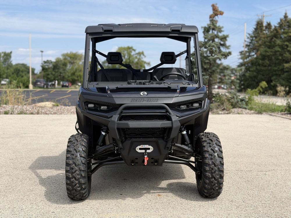 2026 Can-am Defender Xt Hd11 With 10.25 In.display alt