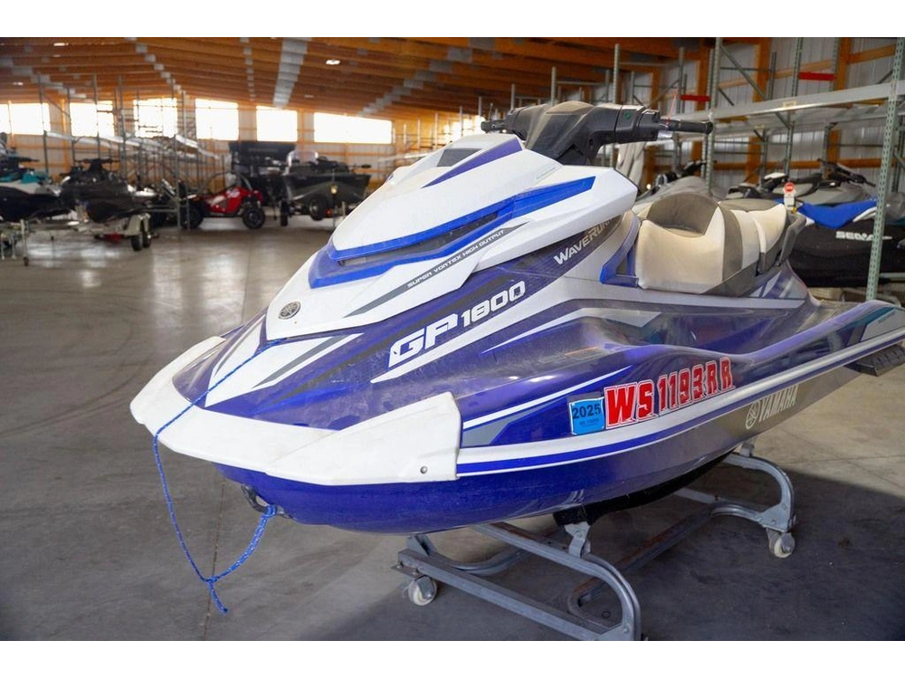 2018 Yamaha Gp1800 alt