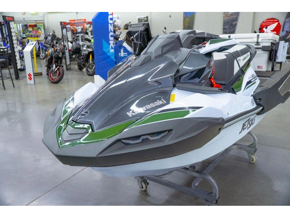 2025 Kawasaki Ultra® 160lx-s Angler alt