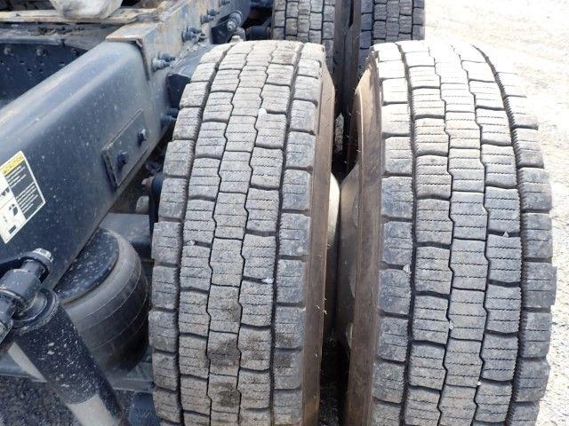 Peterbilt 579 2024