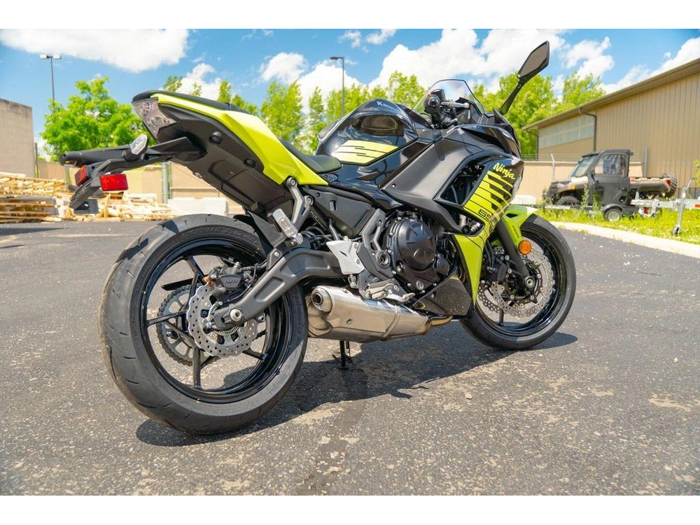 2026 Kawasaki Ninja® 650 Abs alt