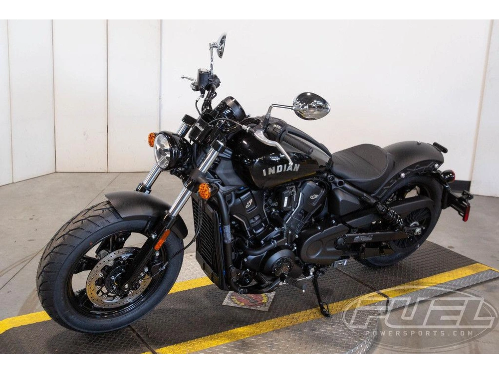 2026 Indian Motorcycle Scout® Sixty Bobber Black Metallic alt