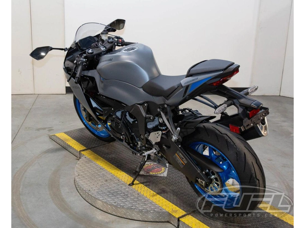 2026 Kawasaki Ninja® Zx™-6r alt