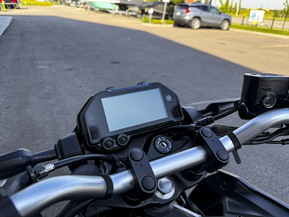 2025 Yamaha Mt-03 alt