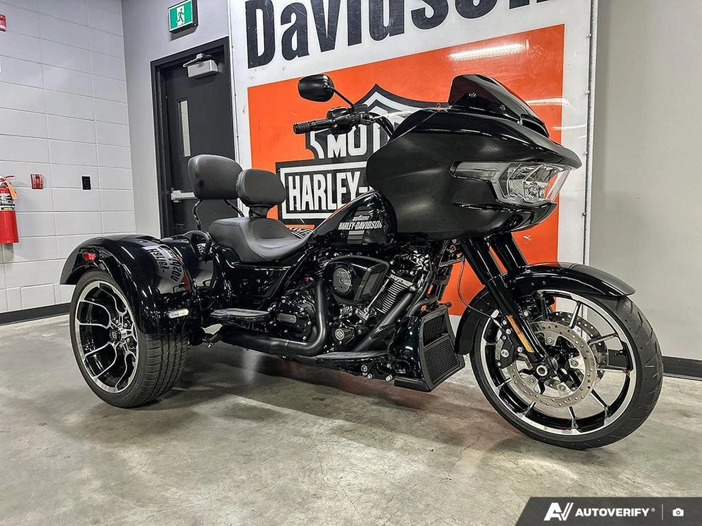 2026 Harley-davidson Road Glide 3 alt