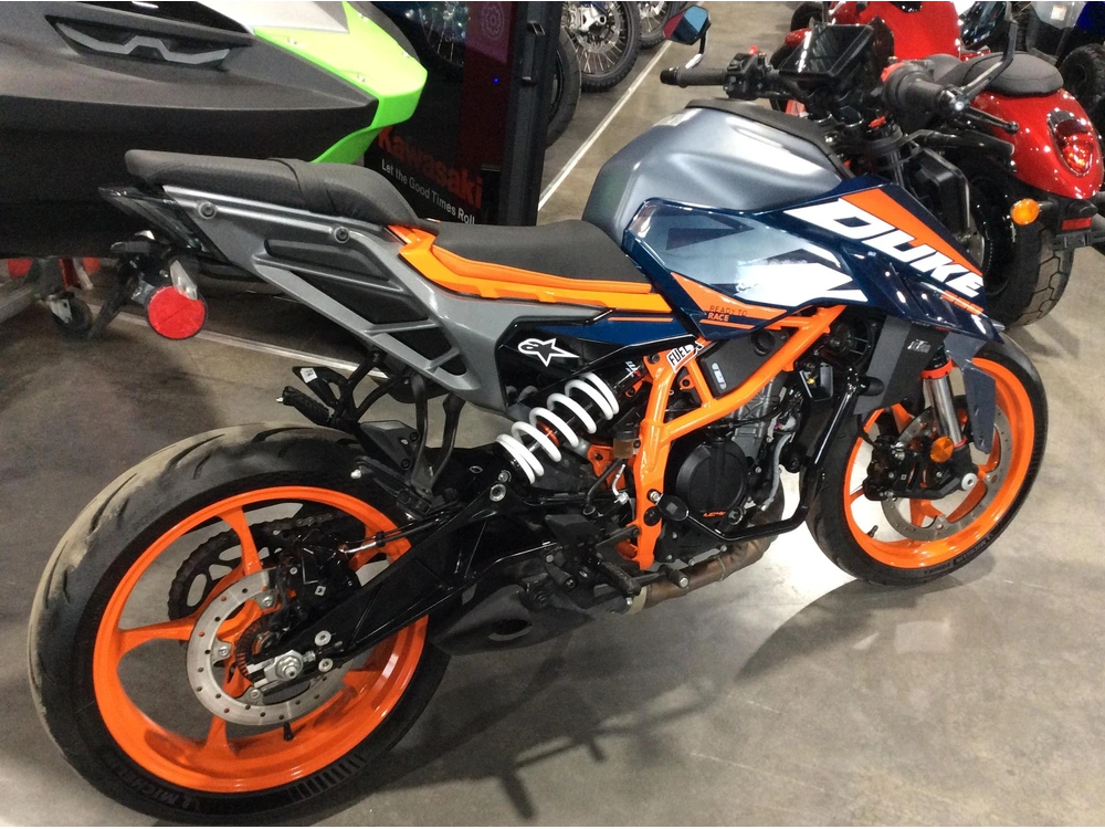 Ktm Duke 390 Abs 2024 alt