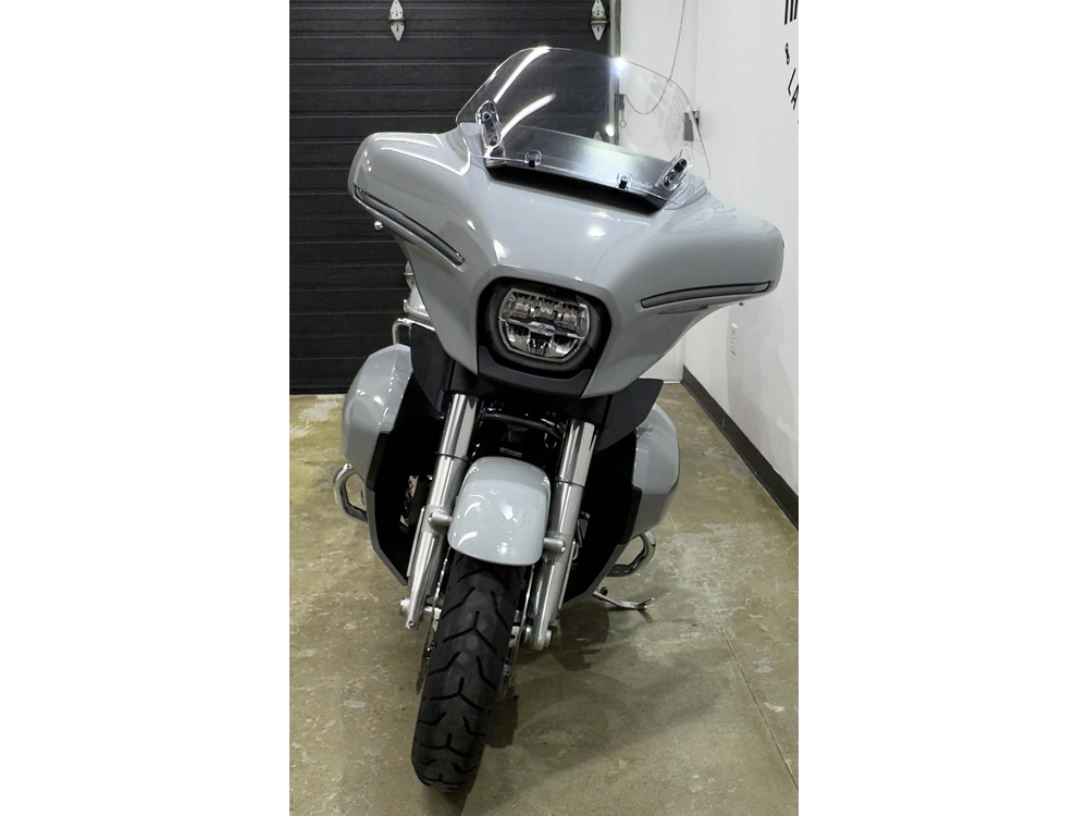 Harley-Davidson Street Glide Ultra 2025 — photo 2