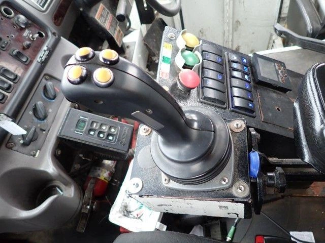 Freightliner 108sd 2019