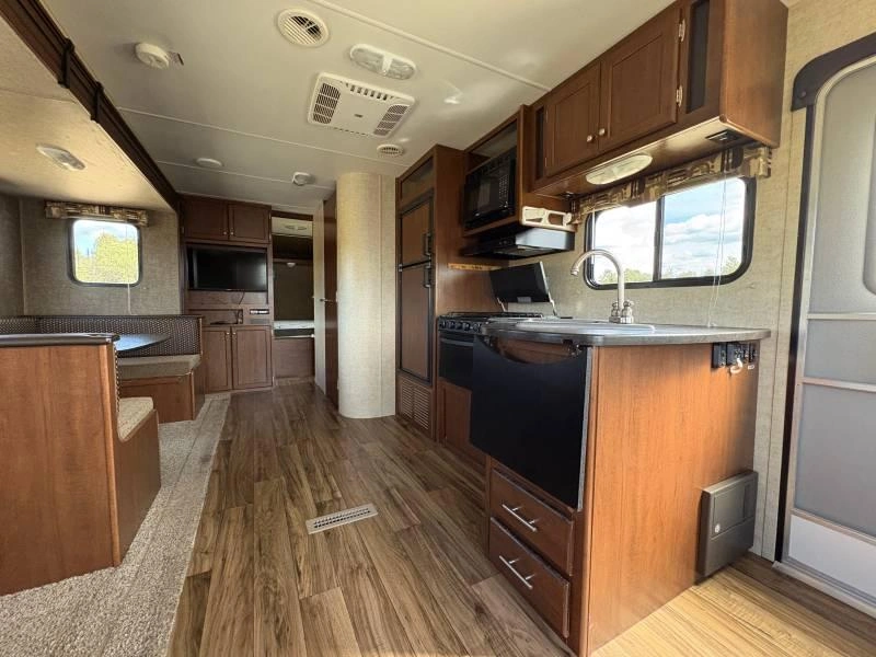 2016 Prowler 255 Lx alt