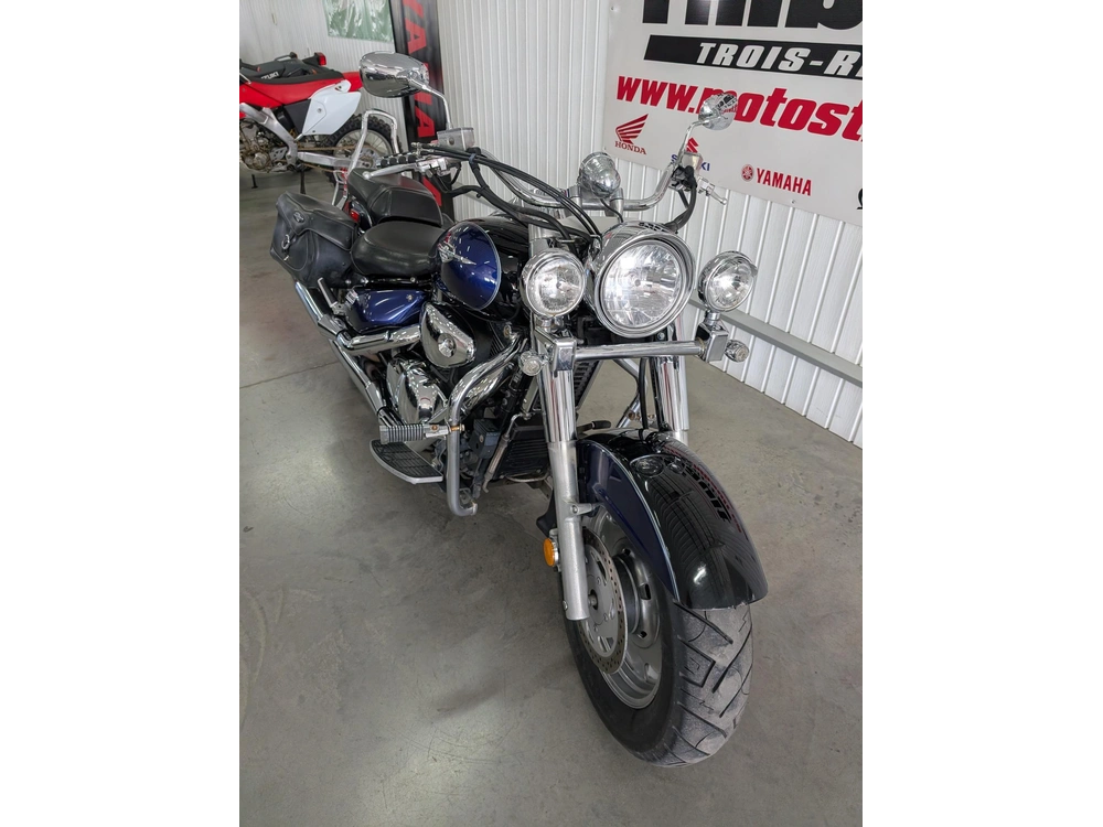 Suzuki Boulevard C90 2005 alt