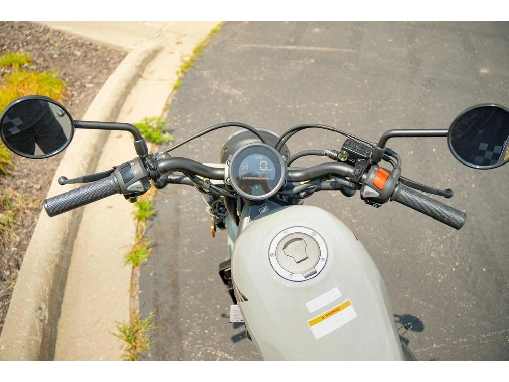 2026 Honda Rebel 300 E-clutch alt
