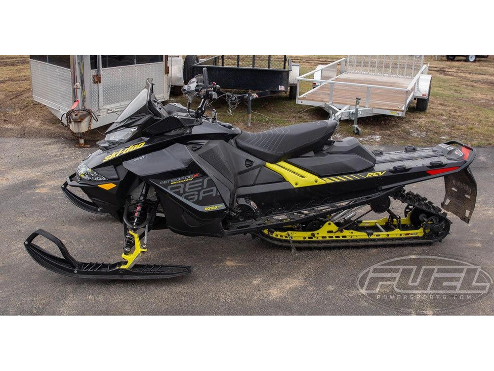 2018 Ski-doo Renegade® Backcountry™ X® Cobra 1.6 Rotax® 850 E-tec® Rev Gen4 Black alt