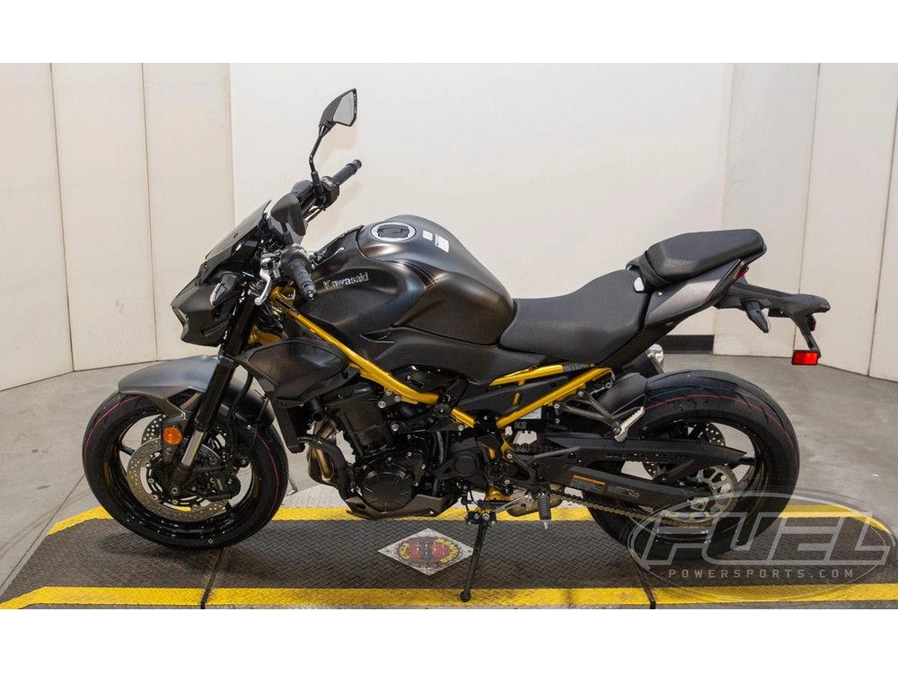 2026 Kawasaki Z900 Abs alt