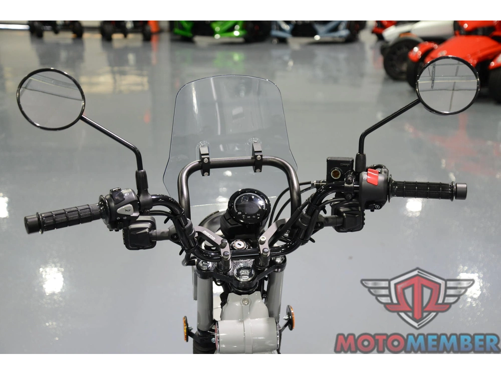 2025 Honda Trail 125 alt